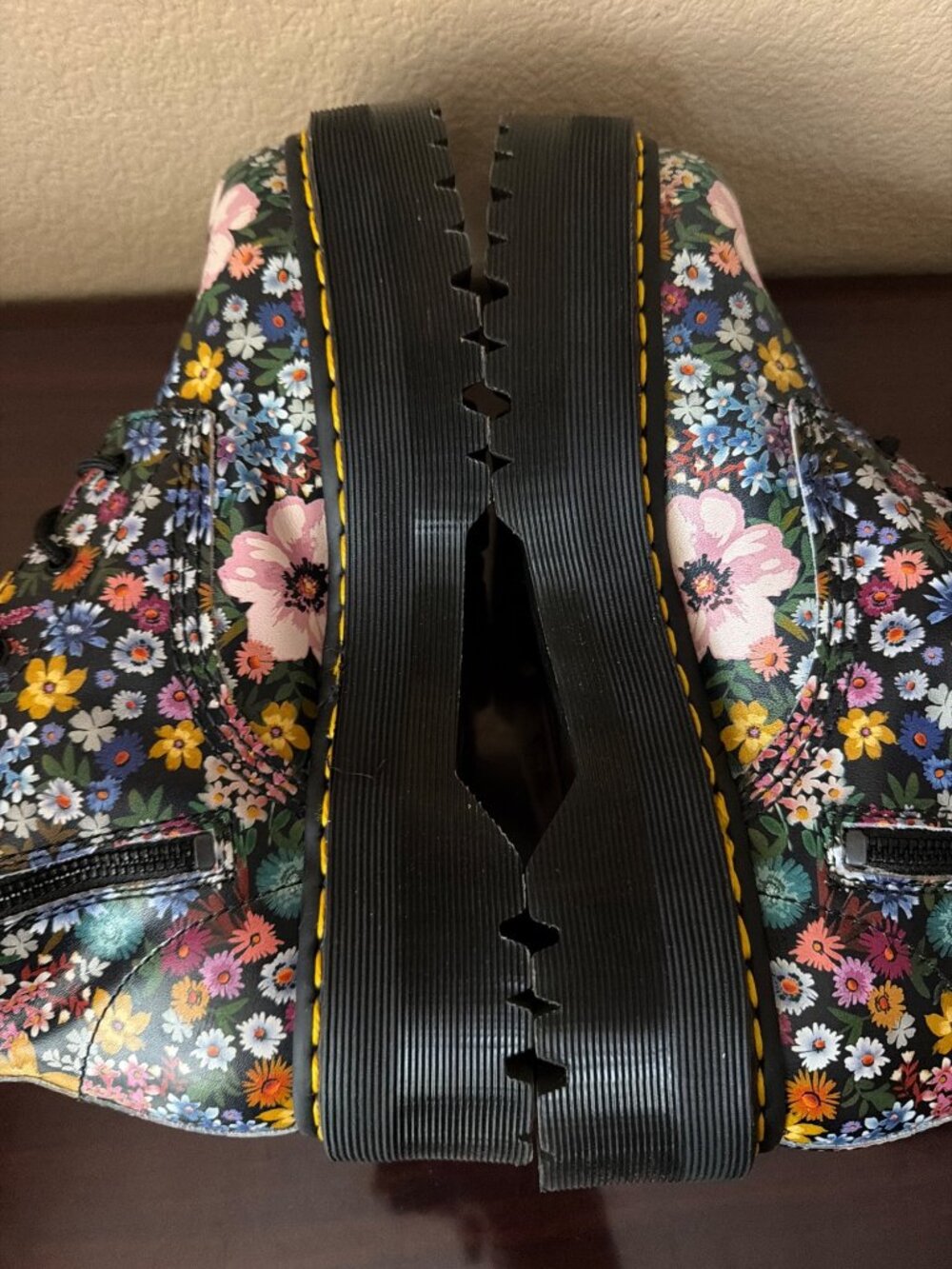 Dr. Martens Jagger Wanderlust Floral Leather Platform Boots Women's US 10 No Box - Picture 8 of 16